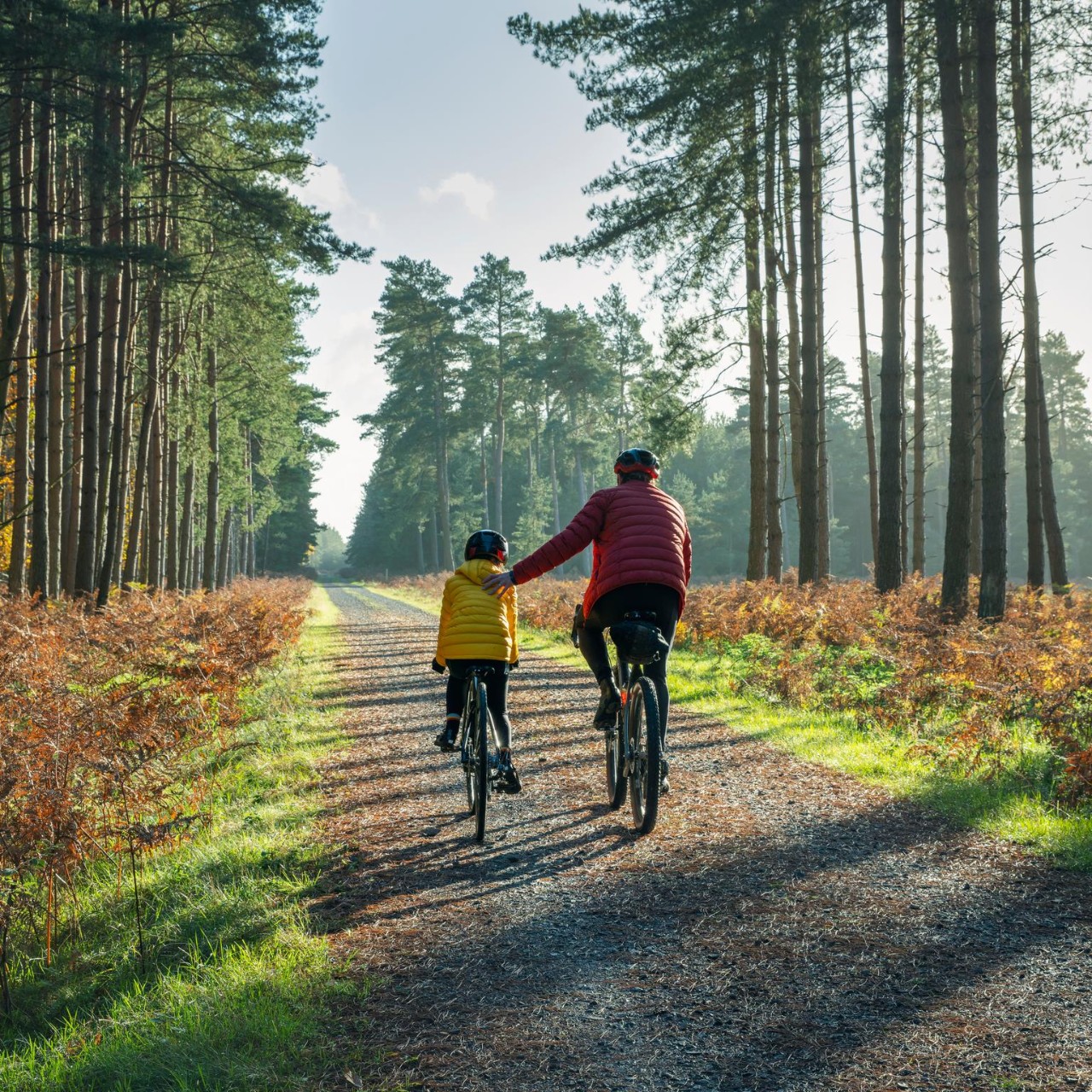 Padre da una mano alla figlia